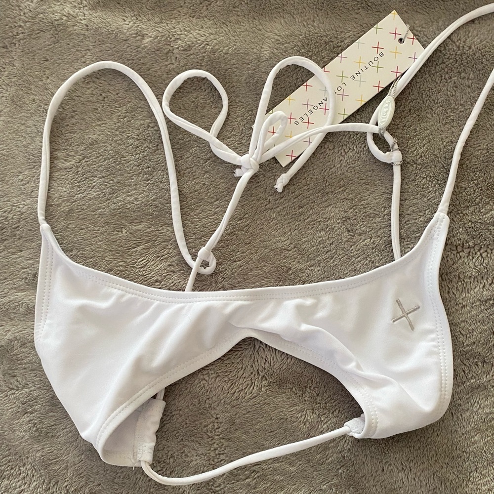 NWT ✨ Boutine La Split Top